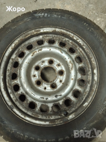 8 броя гуми и джанти 195/65/15 за Мерцедес , снимка 2 - Гуми и джанти - 52595085