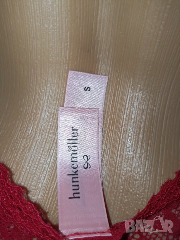 Hunkemoller S M- Червени дантелени полупрашки, снимка 4 - Бельо - 40016882