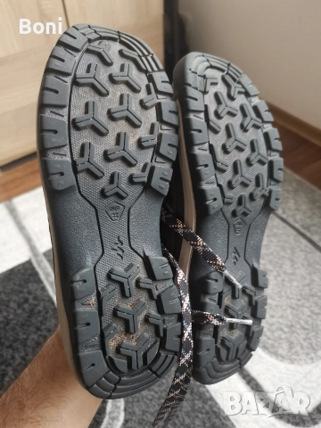 Quechua 38 номер, снимка 4 - Дамски ежедневни обувки - 53076993