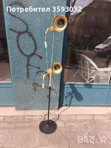 Автентична ретро лампа Луч, с етикет 