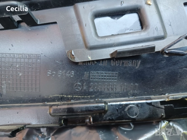  Хромирана решетка на камерата  Mercedes EQC N293 19, снимка 4 - Части - 51437434