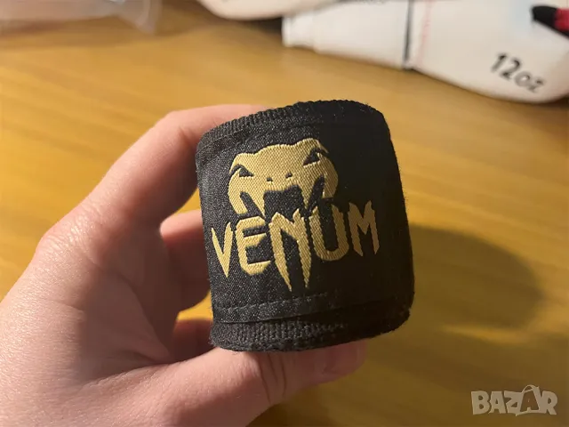 Боксови бинтове VENUM, 4м, нови, снимка 2 - Бокс - 48431599