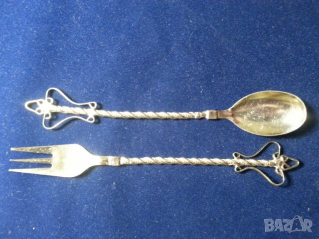 комплект малки лъжички и вилички (2 х 4 бр.), с "осукани" дръжки, от СССР, снимка 2 - Други ценни предмети - 35447617