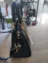 Дамска чанта с висулка, снимка 4