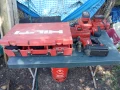2 перфоратора Hilti комплект с батерий, снимка 2