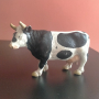 Колекционерска фигурка Schleich Holstein Dairy black / white Крава 1990 13214, снимка 1 - Колекции - 44571842