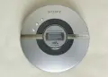Преносим CD плеар WALKMAN (DISCMAN) - Sony D-EJ100, снимка 3