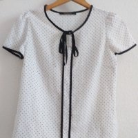 Стилна бяла риза на черни точки, снимка 1 - Ризи - 37749599