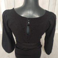 Черна блуза с дълъг ръкав, снимка 2 - Блузи с дълъг ръкав и пуловери - 31220681