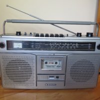 Vintage Sanyo M9922LU Stereo Boombox 80’s , снимка 3 - Радиокасетофони, транзистори - 38512880