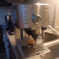 Кафе машина Саеко Поемия с ръкохватка с крема диск, работи перфектно и прави страхотно кафе с каймак, снимка 3 - Кафемашини - 38047734