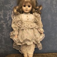 Стара колекционерска порцеланова кукла , снимка 1 - Колекции - 34929175