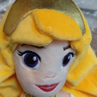 Плюшени кукли-Принцесите,Алиса,Елза,Анна,Аврора.Покахонтас.., снимка 11 - Кукли - 9704365