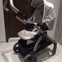 Бебешка количка Peg-Perego Mon Amour , снимка 4 - Детски колички - 37580309