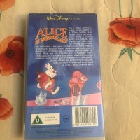 Видеокасета '' Alice in wonderland '' VHS, снимка 3 - Други жанрове - 39922286