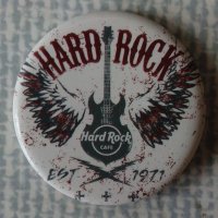 Метална значка Hard Rock Cafe, снимка 1 - Други ценни предмети - 34553855