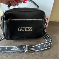 Уникална нова дамска чанта Guess, снимка 1 - Чанти - 44624466