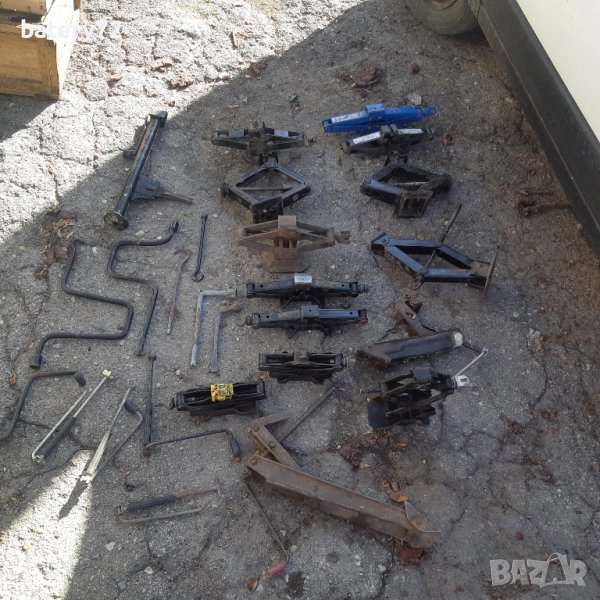 Крикове и ключове за Автомобил,Ван,Джип, снимка 1