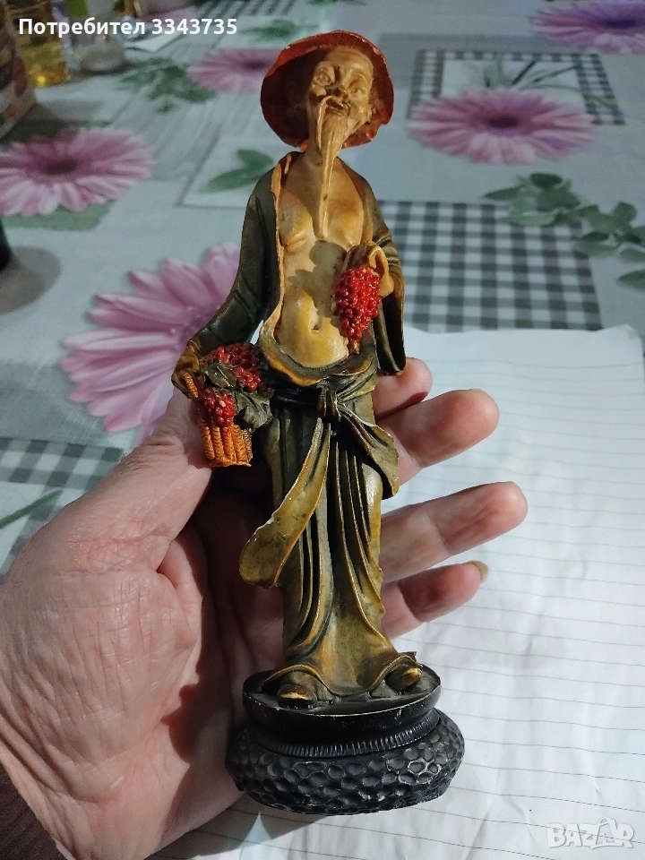Декоративна фигура китайска статуетка на старец. , снимка 1