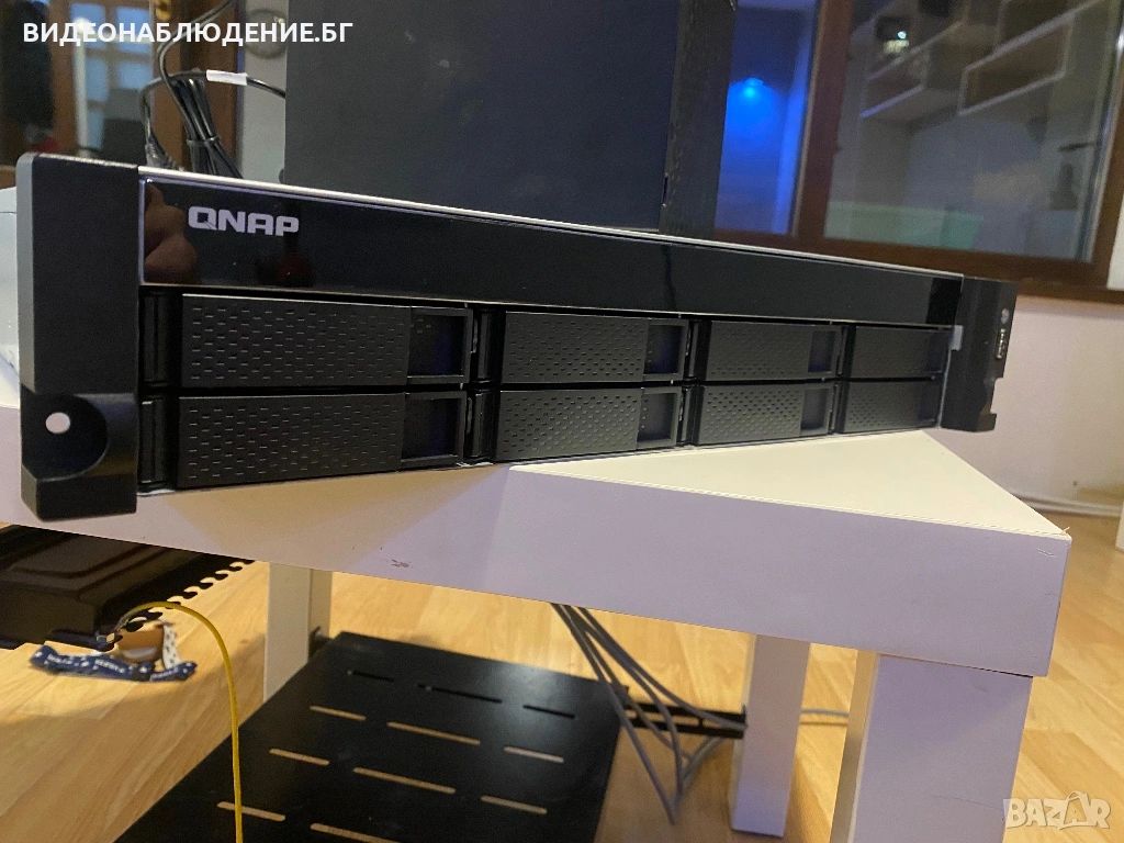 NAS QNAP TS-831XU-RP мрежов сторидж масив 4GB RAM, снимка 1