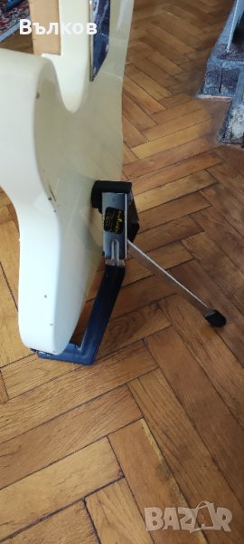 Стойка за китара Ibanez, снимка 1