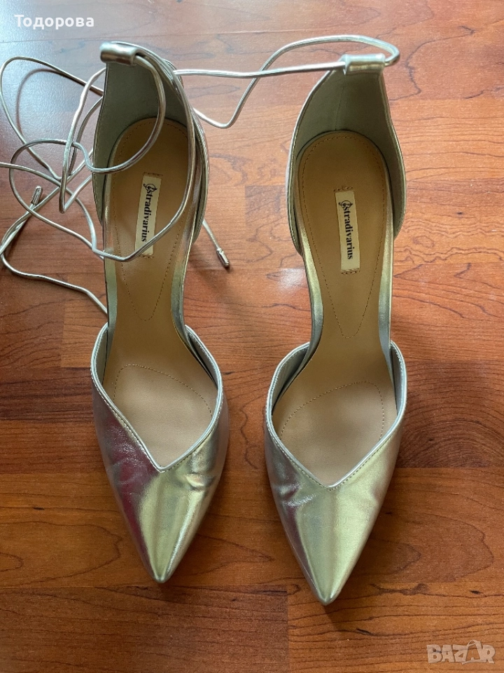 Сребристи официални обувки Stradivarius със завързване около глезена, снимка 1