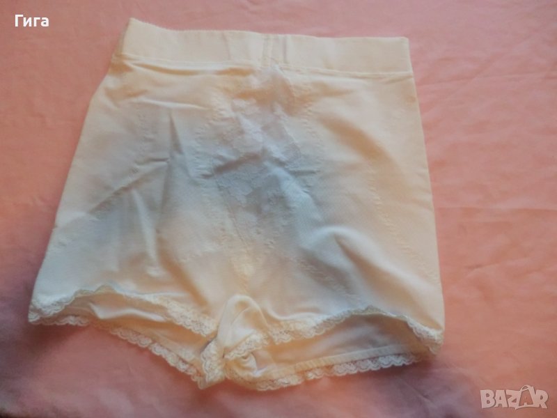 Стягащ и оформящ колан на Triumph, размер 85, снимка 1