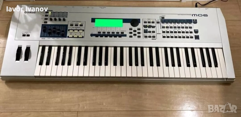 Синтезатор Yamaha MO 6, снимка 1