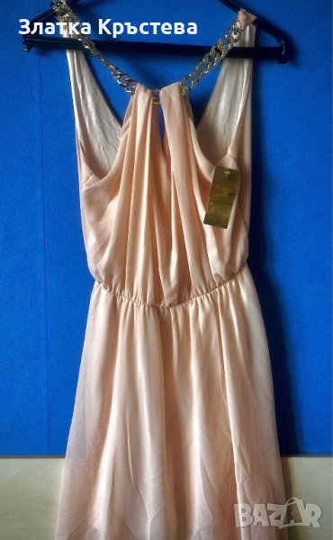Елегантна розова рокля със златна верижка, снимка 1
