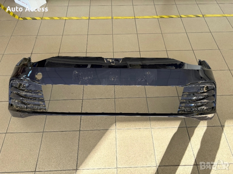 Предна броня за Голф 8 оригинална със забележки 5H08072117AH, снимка 1