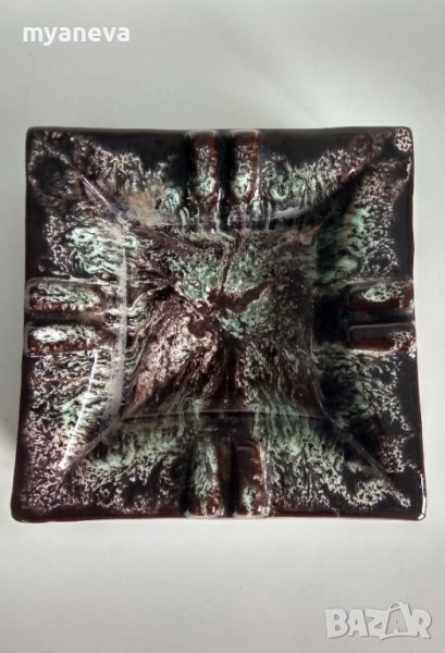 Български, порцеланов пепелник от СОЦА. , снимка 1