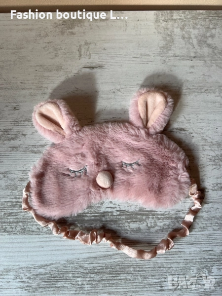 Маска за очи за сън в розов цвят мека и пухкавал с ушички и очички и сатенена ластична лента 🌸, снимка 1