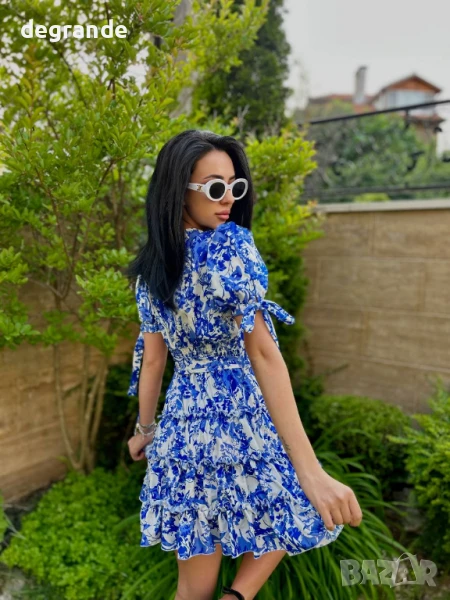 Синя къса рокля, снимка 1