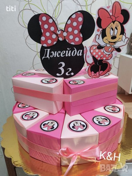 Картонена торта Мини Маус , снимка 1