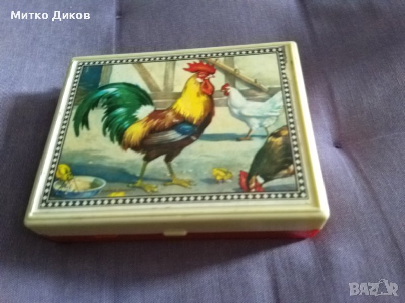 Детски пъзел 12 части 6 фигури дървен в пластмасова кутия, снимка 1