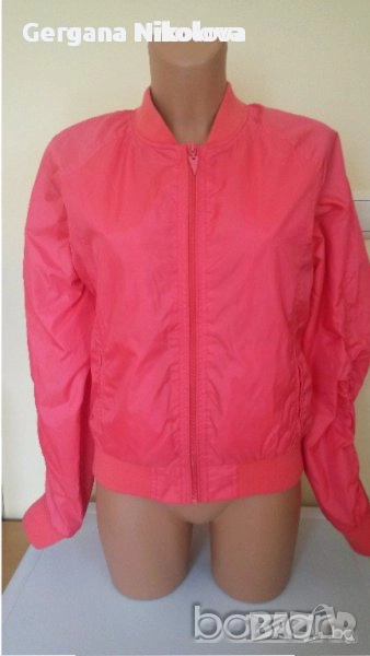 Дамски блузи,яке и дънки, снимка 1