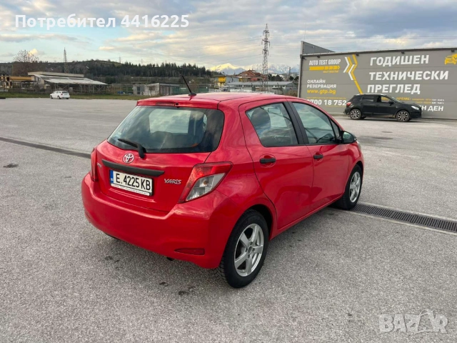 Toyota Yaris 1.3 VVT-i 6sp, снимка 11 - Автомобили и джипове - 54037256