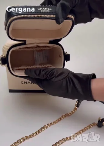 малка чанта Chanel , снимка 4 - Чанти - 55740975