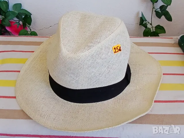 Мъжка джентълменска лятна шапка с периферия и черна лента., снимка 1