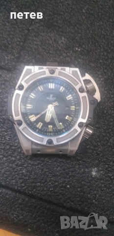 механичен часовник.