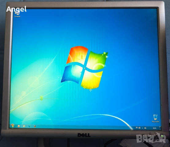 Монитор Dell 19 inch, снимка 7 - Монитори - 53963242