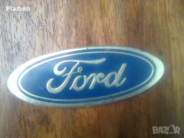 Пластмасова емблема на Форд