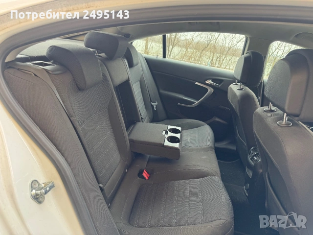 Opel Insignia 2.0 CDTI, снимка 11 - Автомобили и джипове - 49571484