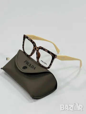 очила с калъф prada, снимка 7 - Слънчеви и диоптрични очила - 50406713