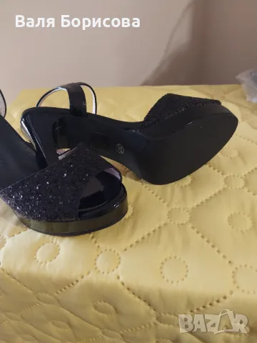 Продавам дамски сандали, снимка 4 - Дамски обувки на ток - 48428084