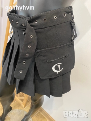 Пола панталонки, снимка 4 - Къси панталони и бермуди - 52914367