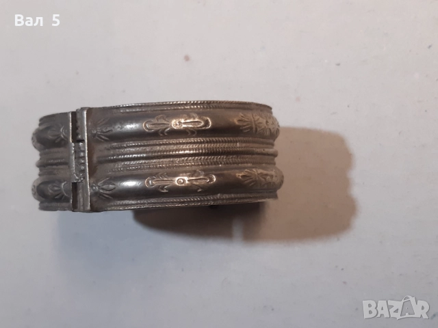 Автентична възрожденска сребърна гривна, снимка 2 - Антикварни и старинни предмети - 52050131