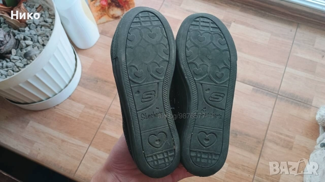 Детски дамски черни кецове номер 30, снимка 2 - Бебешки обувки - 52315459