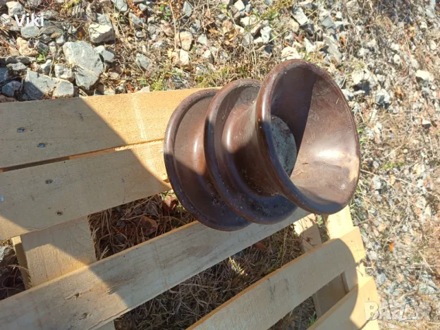 Изолатор от 1951, снимка 3 - Антикварни и старинни предмети - 47870523