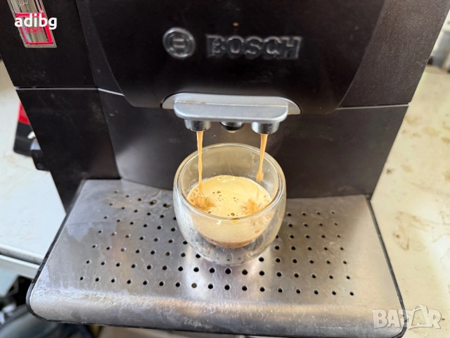 На части - Bosch VeroCafe LattePro, снимка 2 - Кафемашини - 54211009